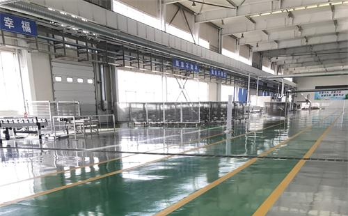 明日大雪：梦得来化工为您打造温暖而坚固的阿克塞环氧地坪