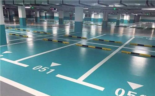 阿克塞阿克塞环氧地坪中涂：构筑坚固地面的关键环节